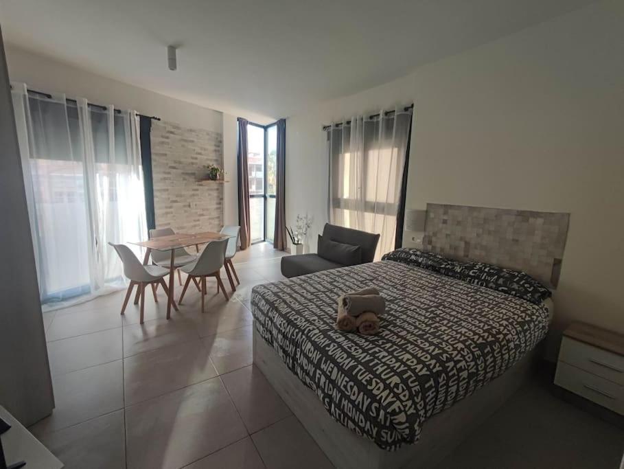 Nuevo Estudio Con Parking Gratis Malaga Exterior photo