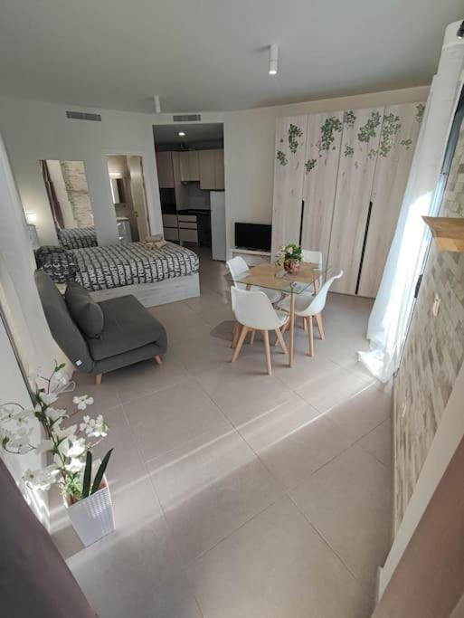 Nuevo Estudio Con Parking Gratis Malaga Exterior photo