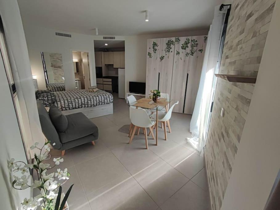 Nuevo Estudio Con Parking Gratis Malaga Exterior photo